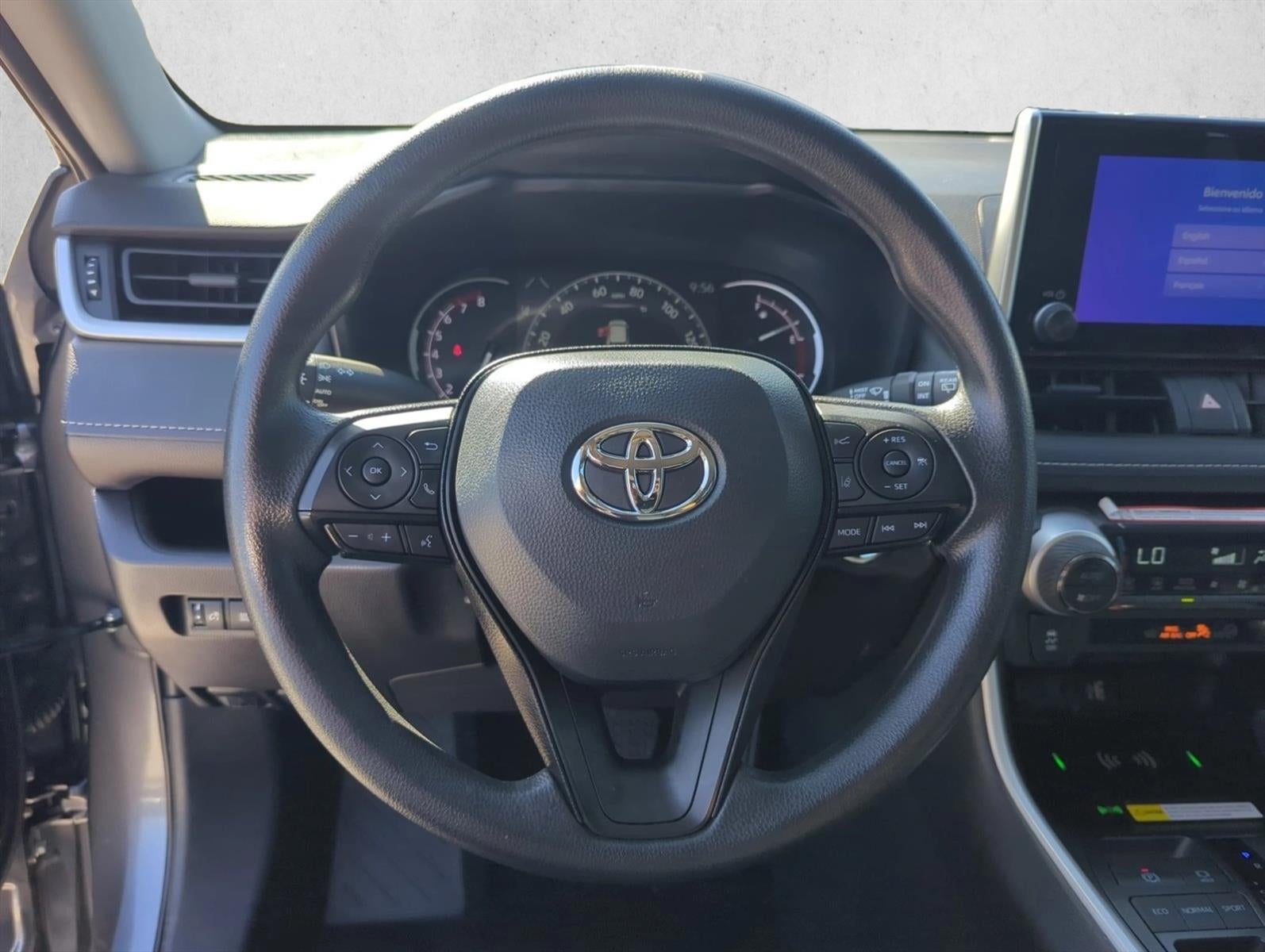 2025 Toyota RAV4 XLE FWD (Natl)