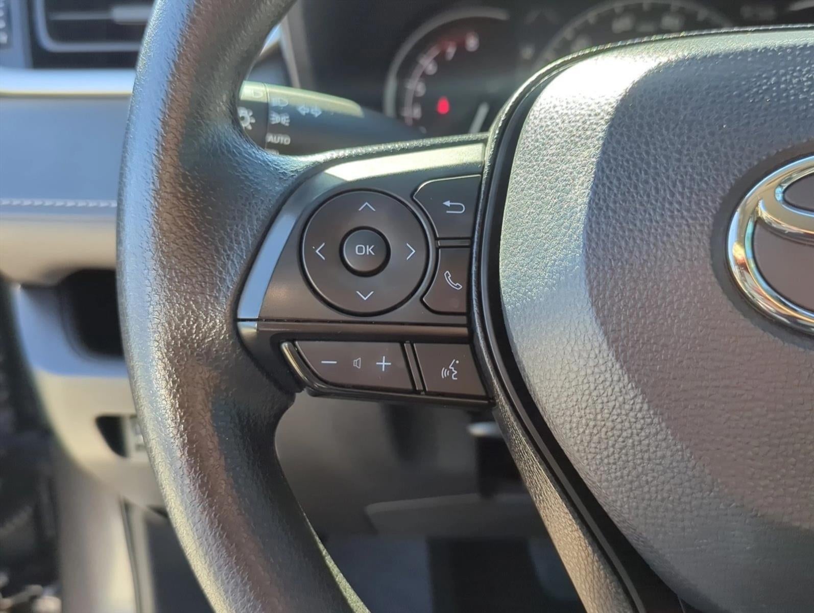 2025 Toyota RAV4 XLE FWD (Natl)