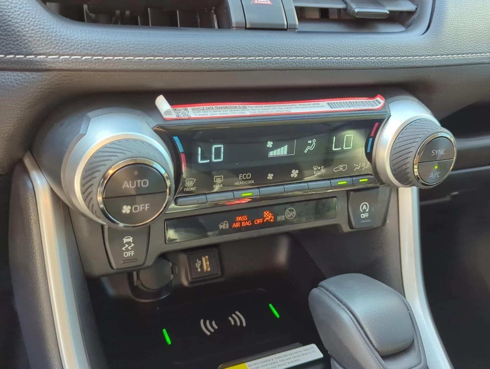 2025 Toyota RAV4 XLE FWD (Natl)