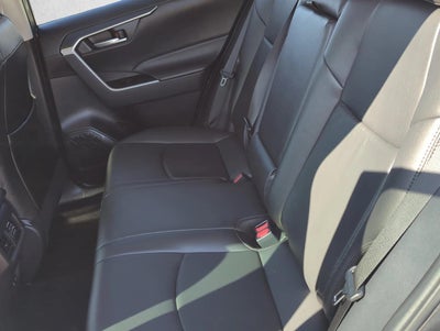 2025 Toyota RAV4 XLE FWD (Natl)