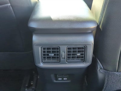 2025 Toyota RAV4 XLE FWD (Natl)