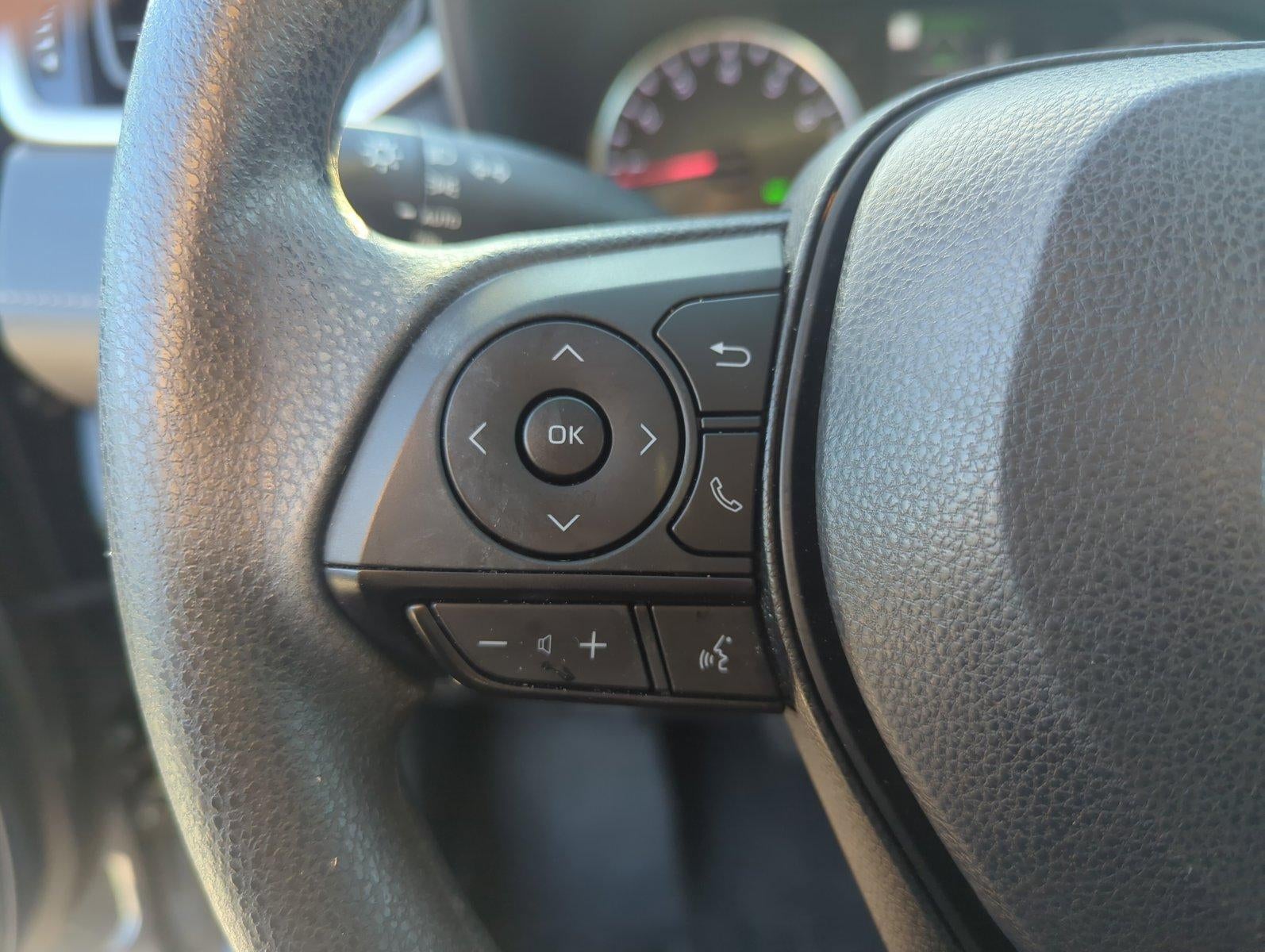 2022 Toyota RAV4 XLE FWD (GS)