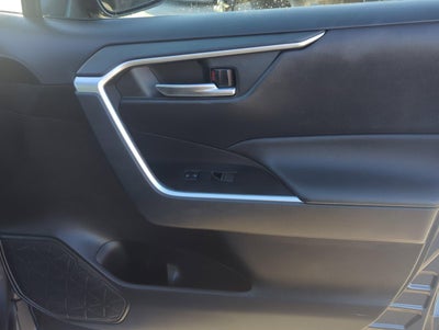 2022 Toyota RAV4 XLE FWD (GS)