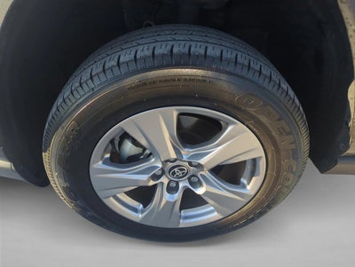 2022 Toyota RAV4 XLE FWD (GS)