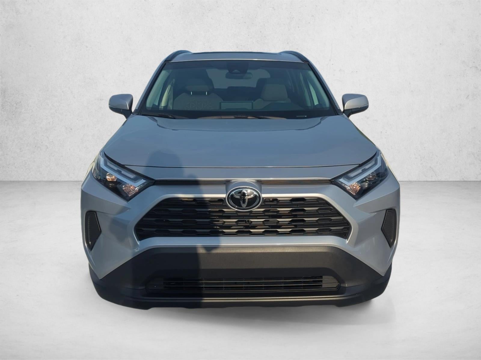 2024 Toyota RAV4 XLE FWD (Natl)