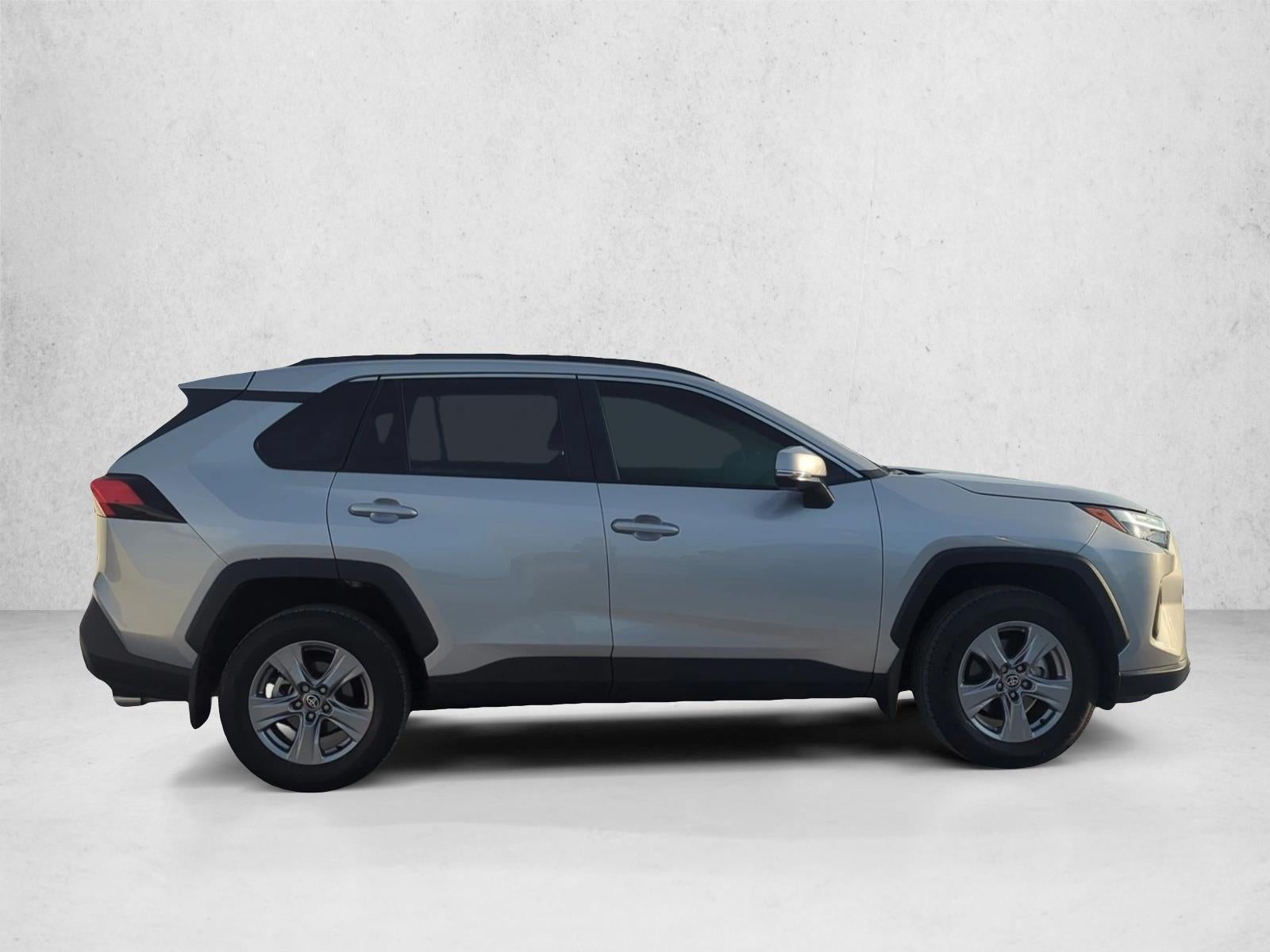 2024 Toyota RAV4 XLE FWD (Natl)