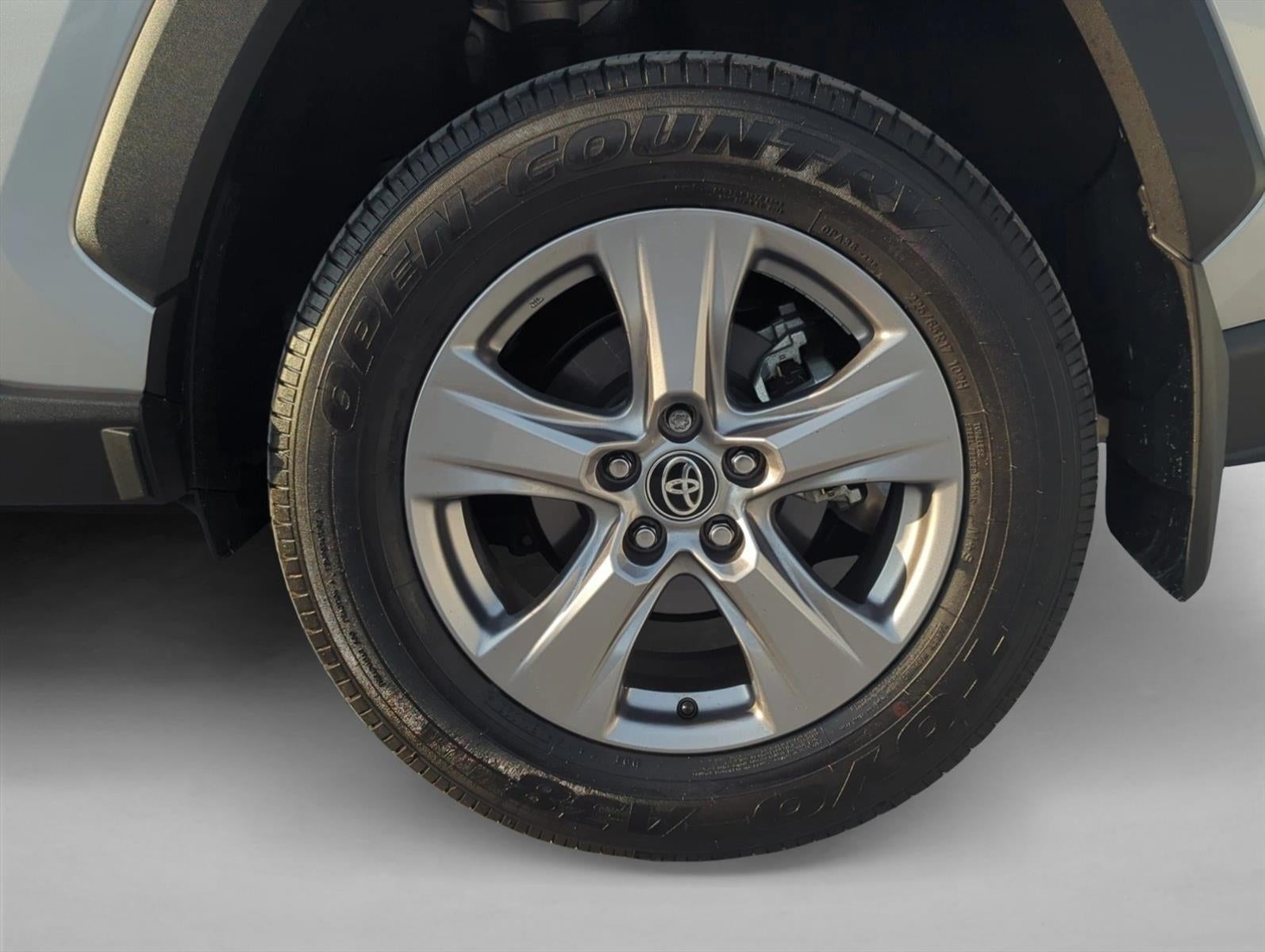 2024 Toyota RAV4 XLE FWD (Natl)