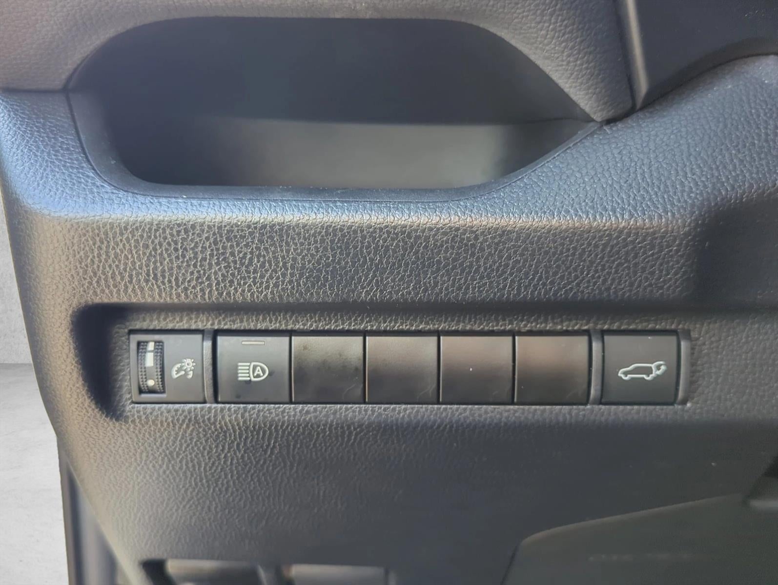 2024 Toyota RAV4 XLE FWD (Natl)