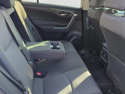 2024 Toyota RAV4 XLE FWD (Natl)