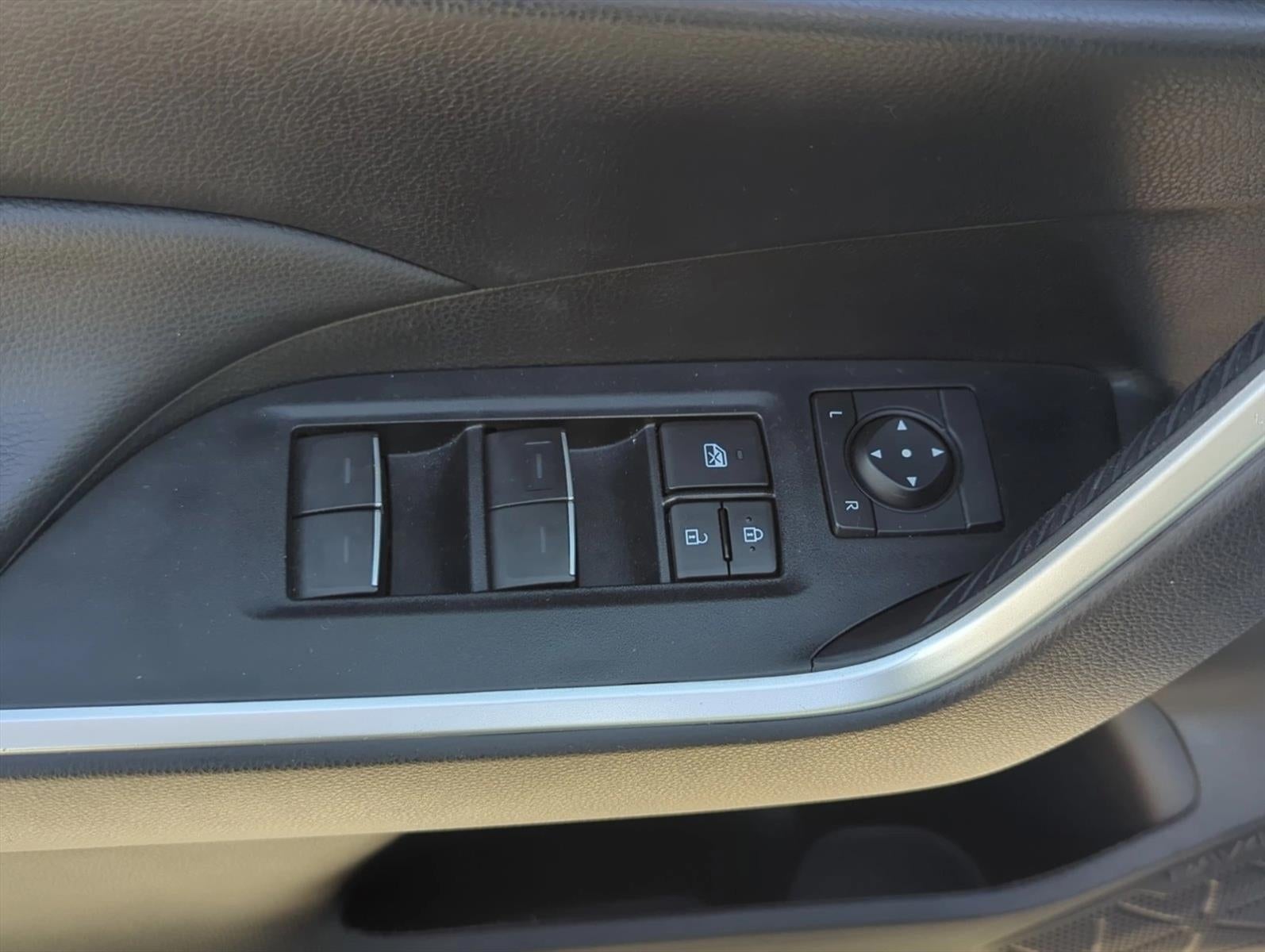 2024 Toyota RAV4 XLE FWD (Natl)