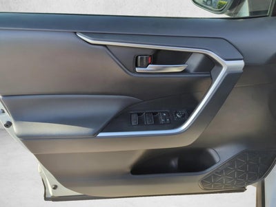 2024 Toyota RAV4 XLE FWD (Natl)