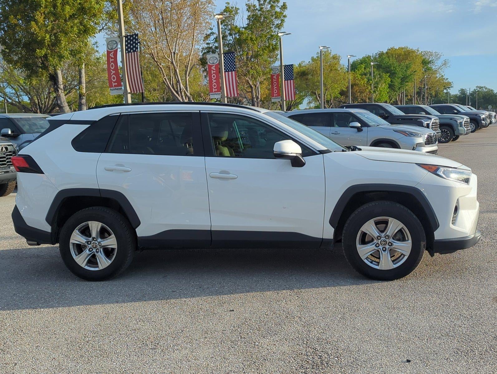 2021 Toyota RAV4 XLE FWD (GS)