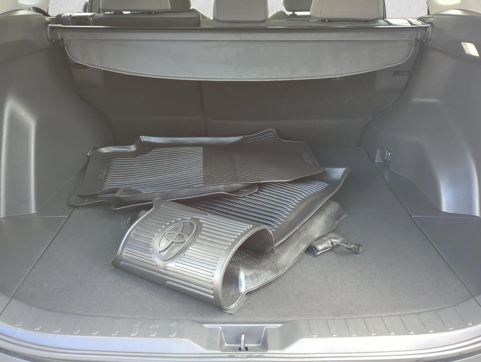 2024 Toyota RAV4 XLE FWD (Natl)