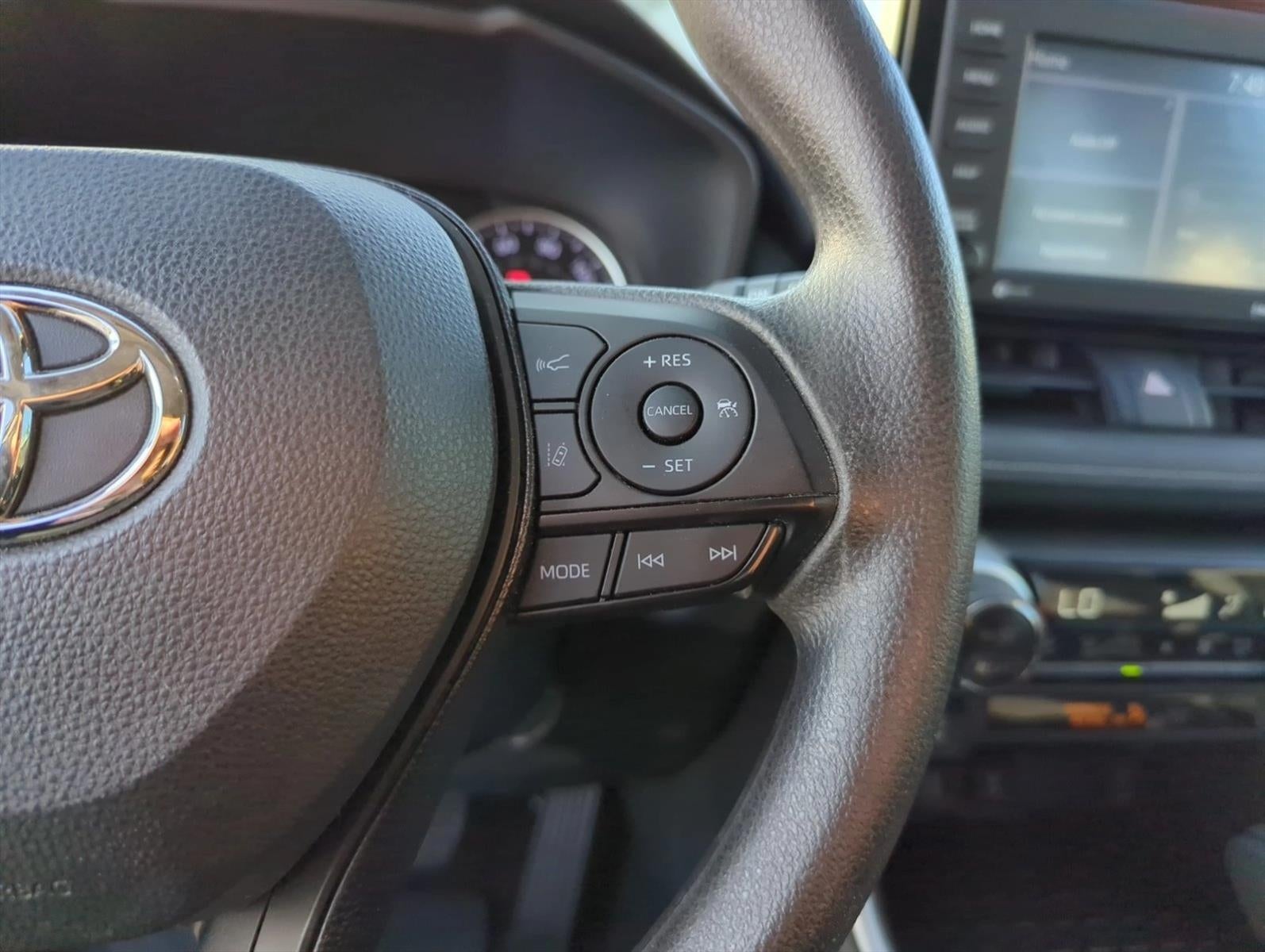 2021 Toyota RAV4 XLE FWD (GS)