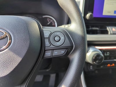 2025 Toyota RAV4 XLE FWD (GS)