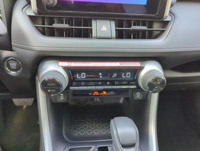 2025 Toyota RAV4 XLE FWD (GS)