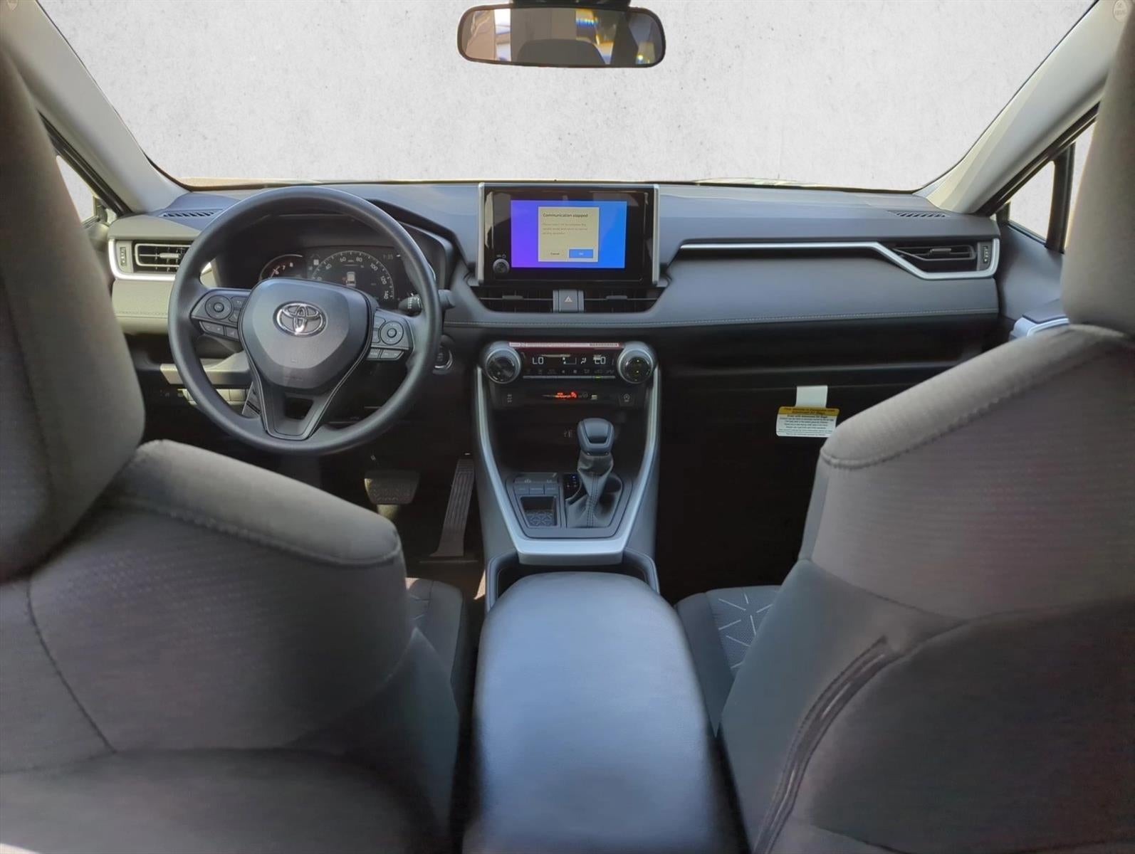 2025 Toyota RAV4 XLE FWD (GS)