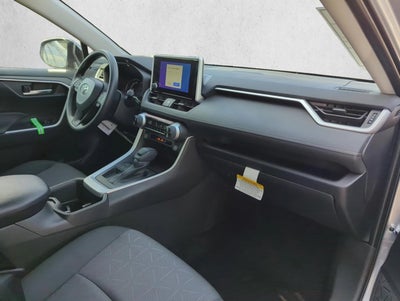 2025 Toyota RAV4 XLE FWD (GS)