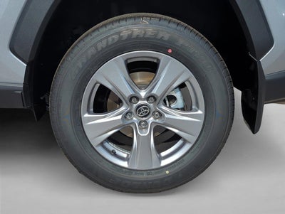 2025 Toyota RAV4 XLE FWD (GS)