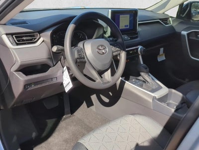 2025 Toyota RAV4 XLE FWD (GS)