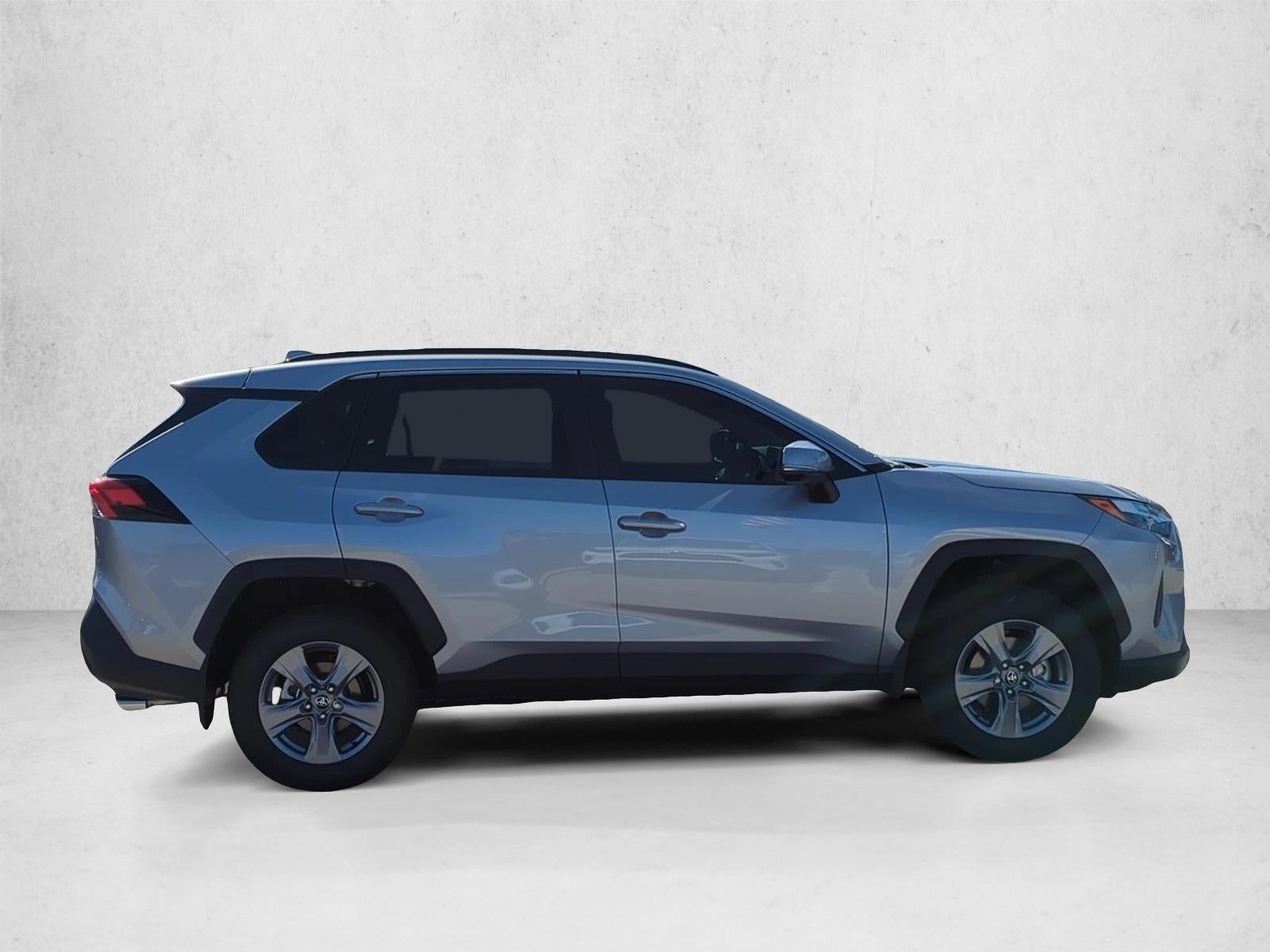 2025 Toyota RAV4 XLE FWD (GS)