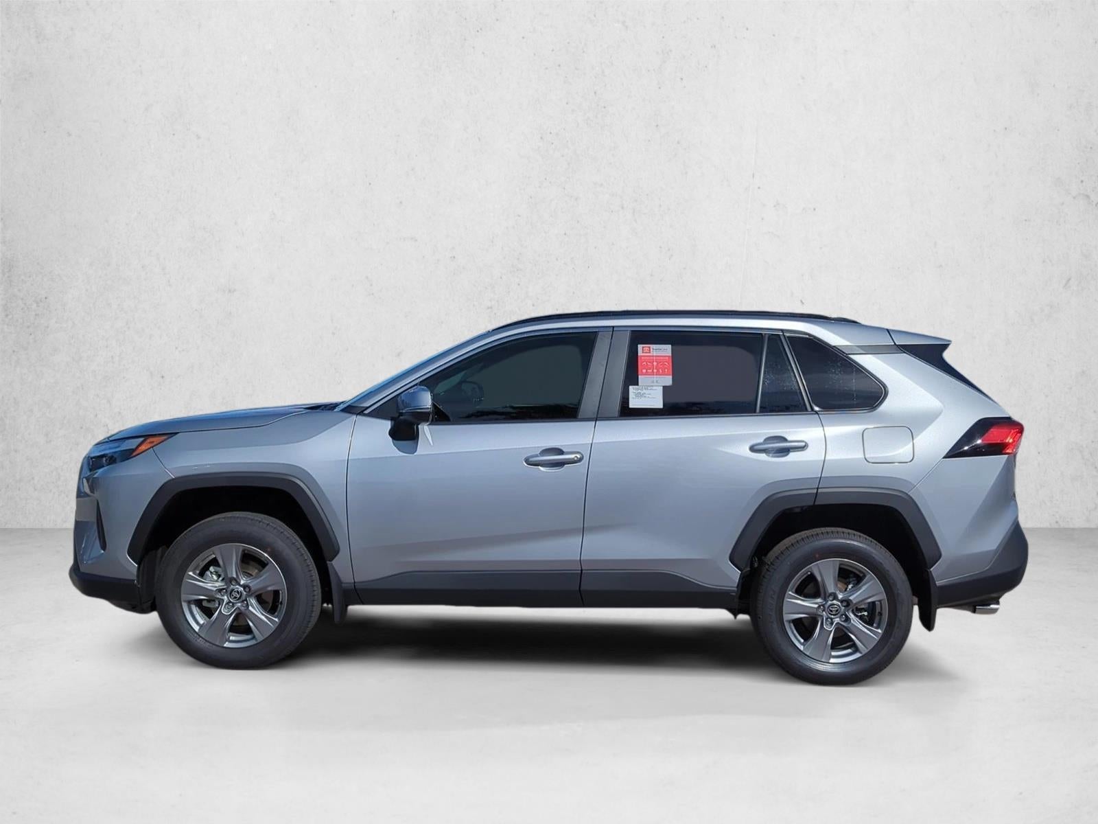 2025 Toyota RAV4 XLE FWD (GS)
