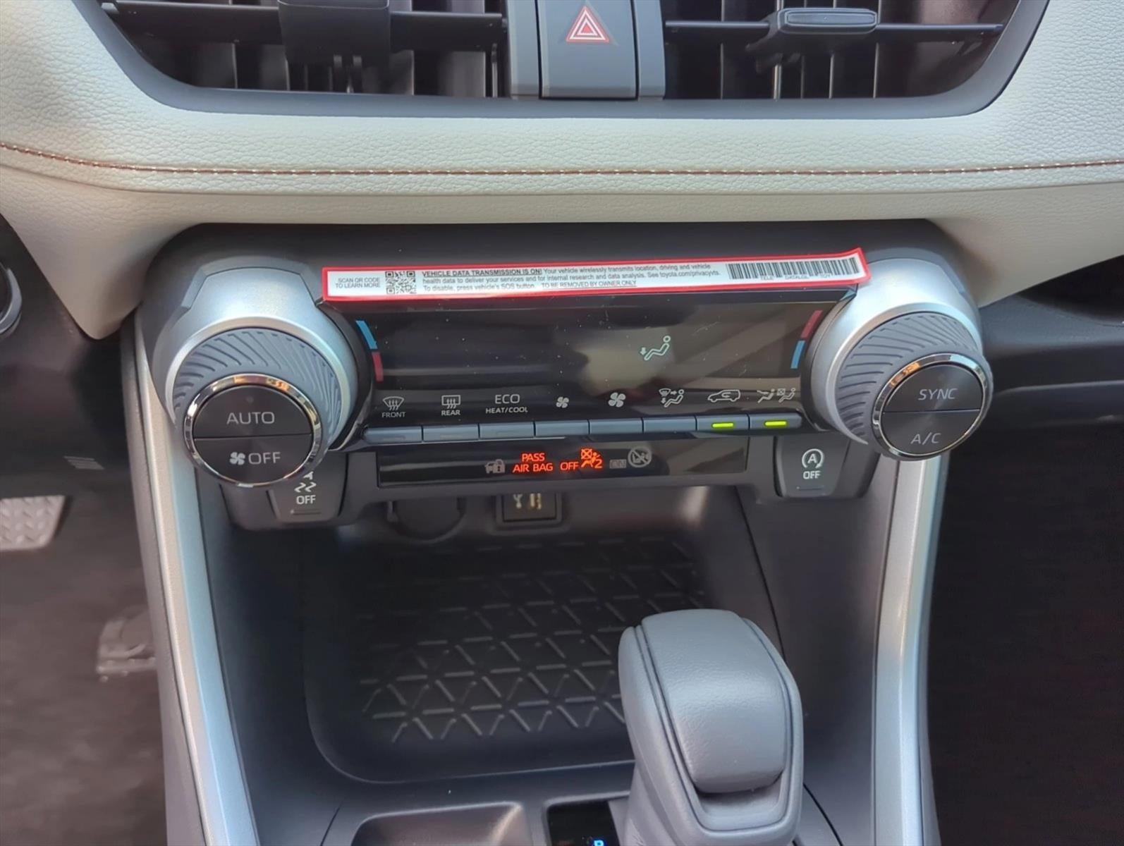 2025 Toyota RAV4 XLE FWD (GS)