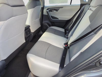 2025 Toyota RAV4 XLE FWD (GS)
