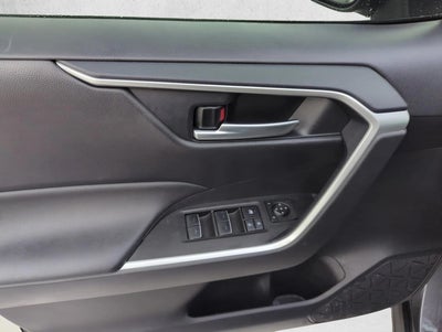 2025 Toyota RAV4 XLE FWD (GS)