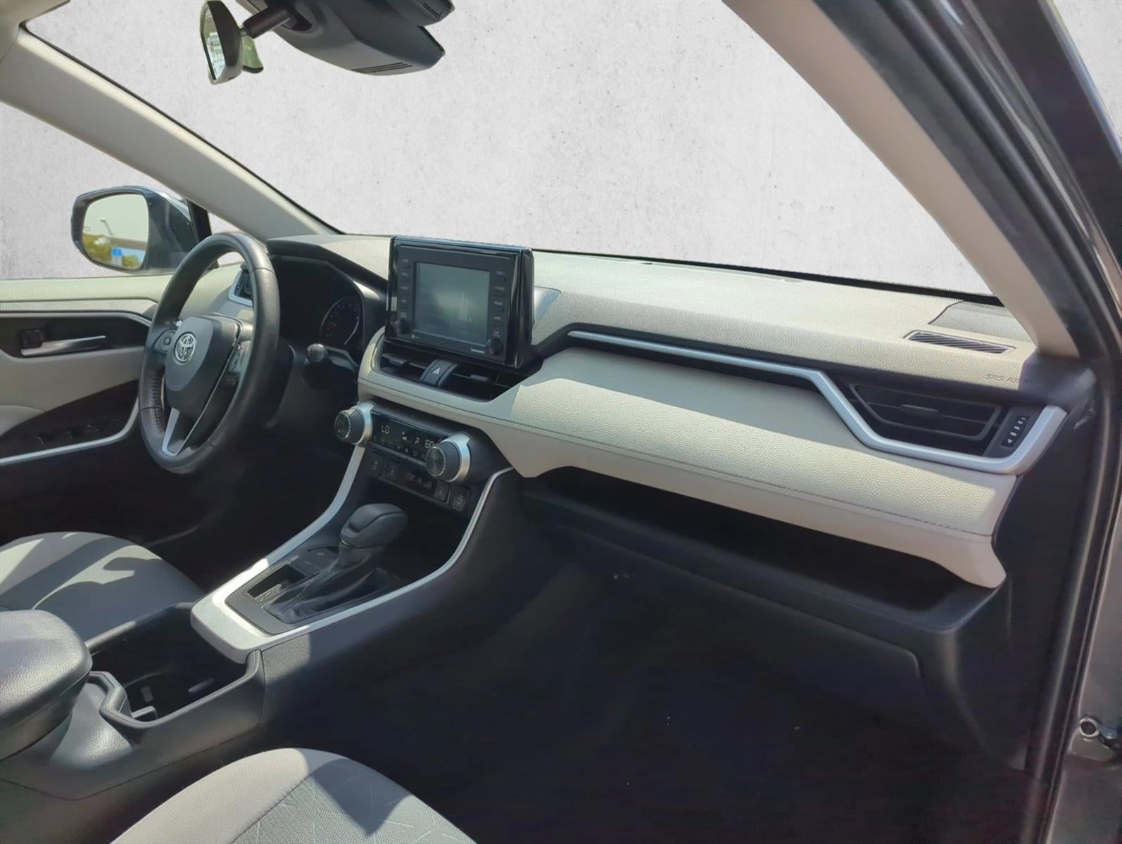 2022 Toyota RAV4 XLE FWD (GS)