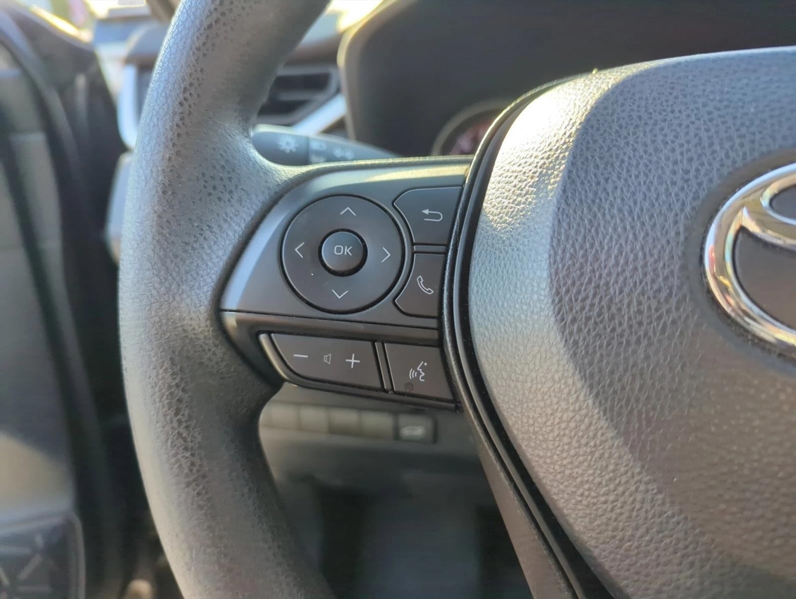 2023 Toyota RAV4 XLE FWD (GS)