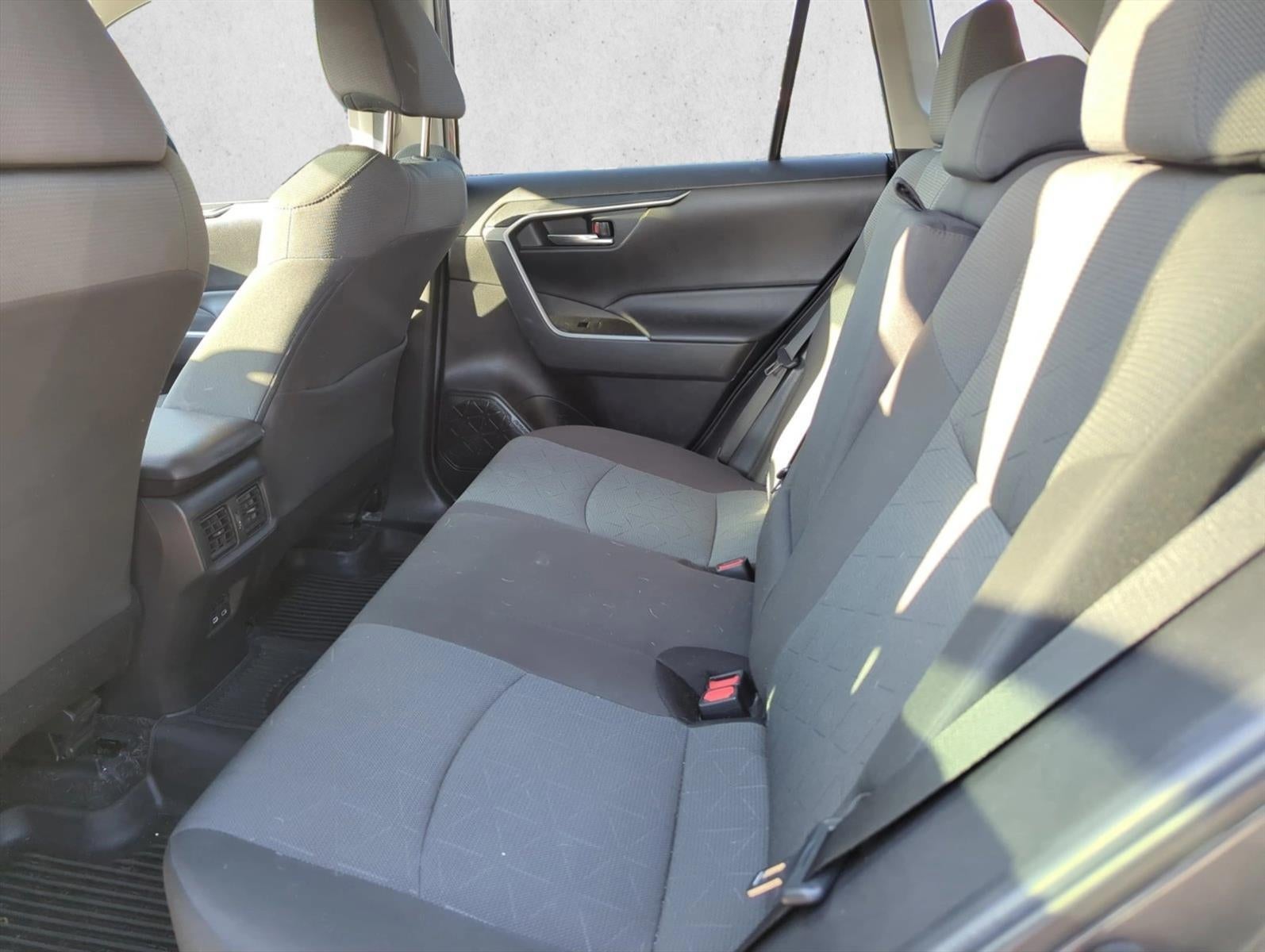 2023 Toyota RAV4 XLE FWD (GS)
