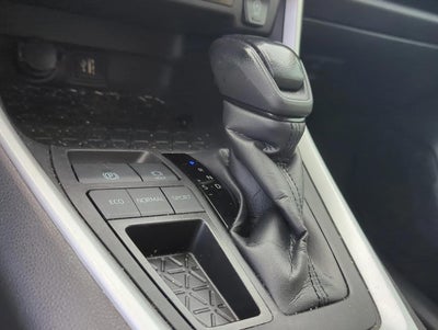 2024 Toyota RAV4 XLE FWD (Natl)