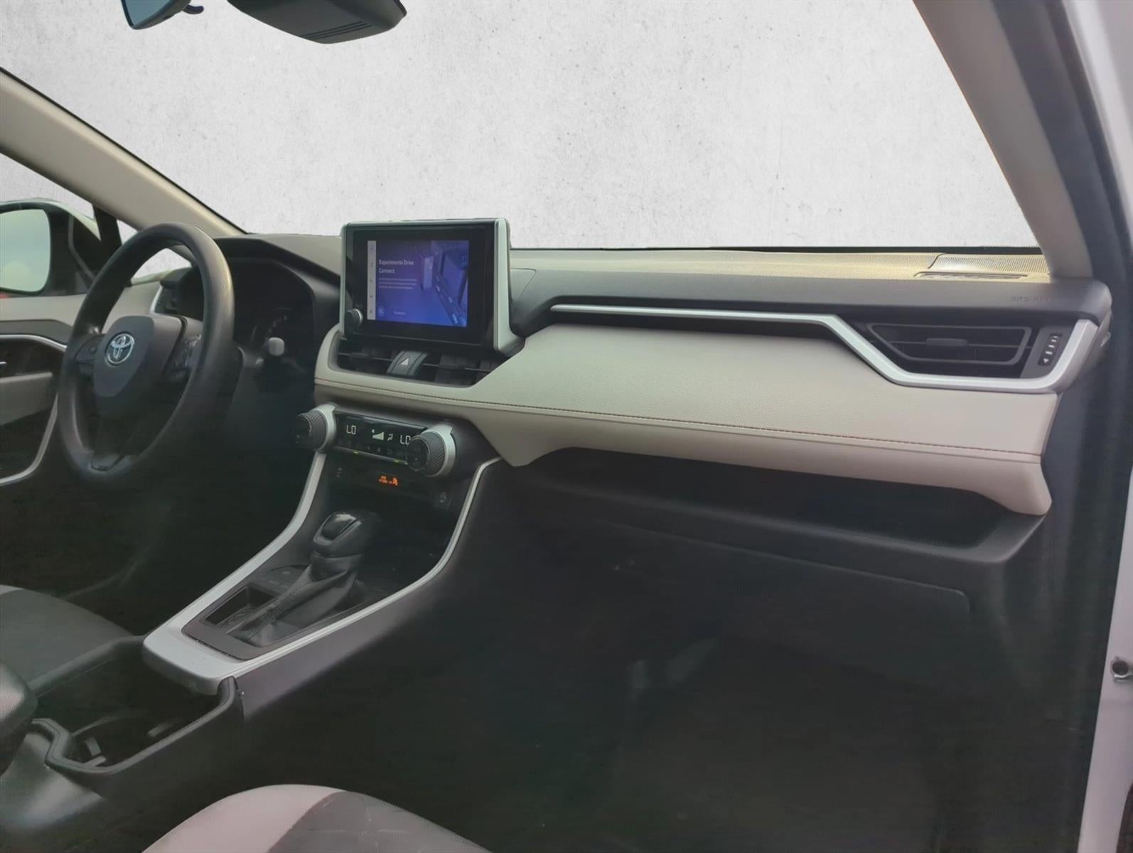 2024 Toyota RAV4 XLE FWD (Natl)