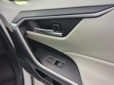 2024 Toyota RAV4 XLE FWD (Natl)
