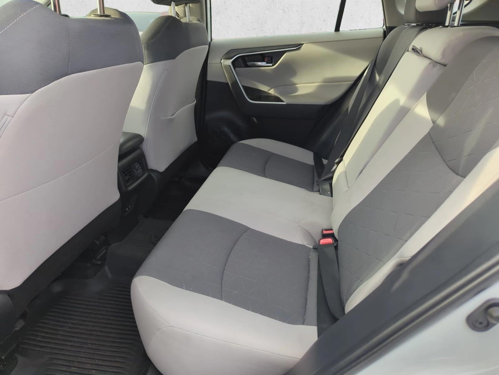 2024 Toyota RAV4 XLE FWD (Natl)