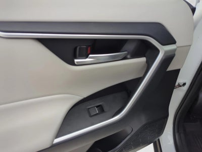 2024 Toyota RAV4 XLE FWD (Natl)
