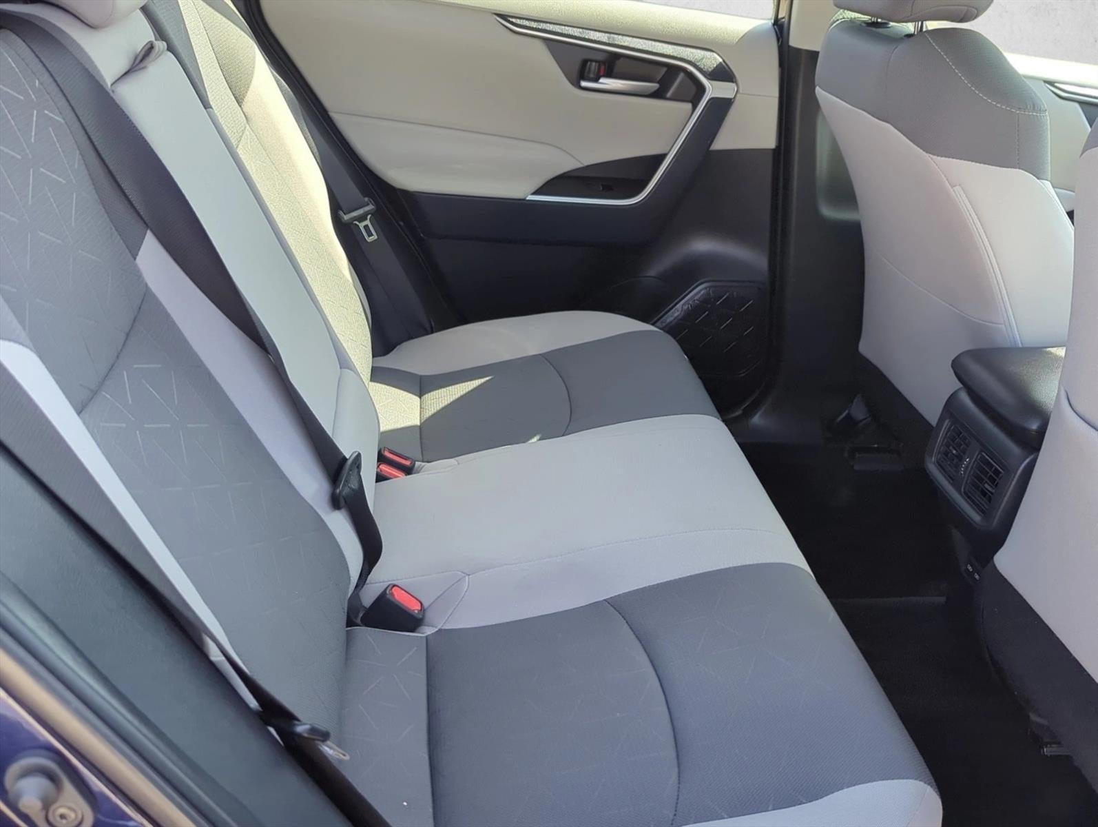 2025 Toyota RAV4 XLE FWD (Natl)