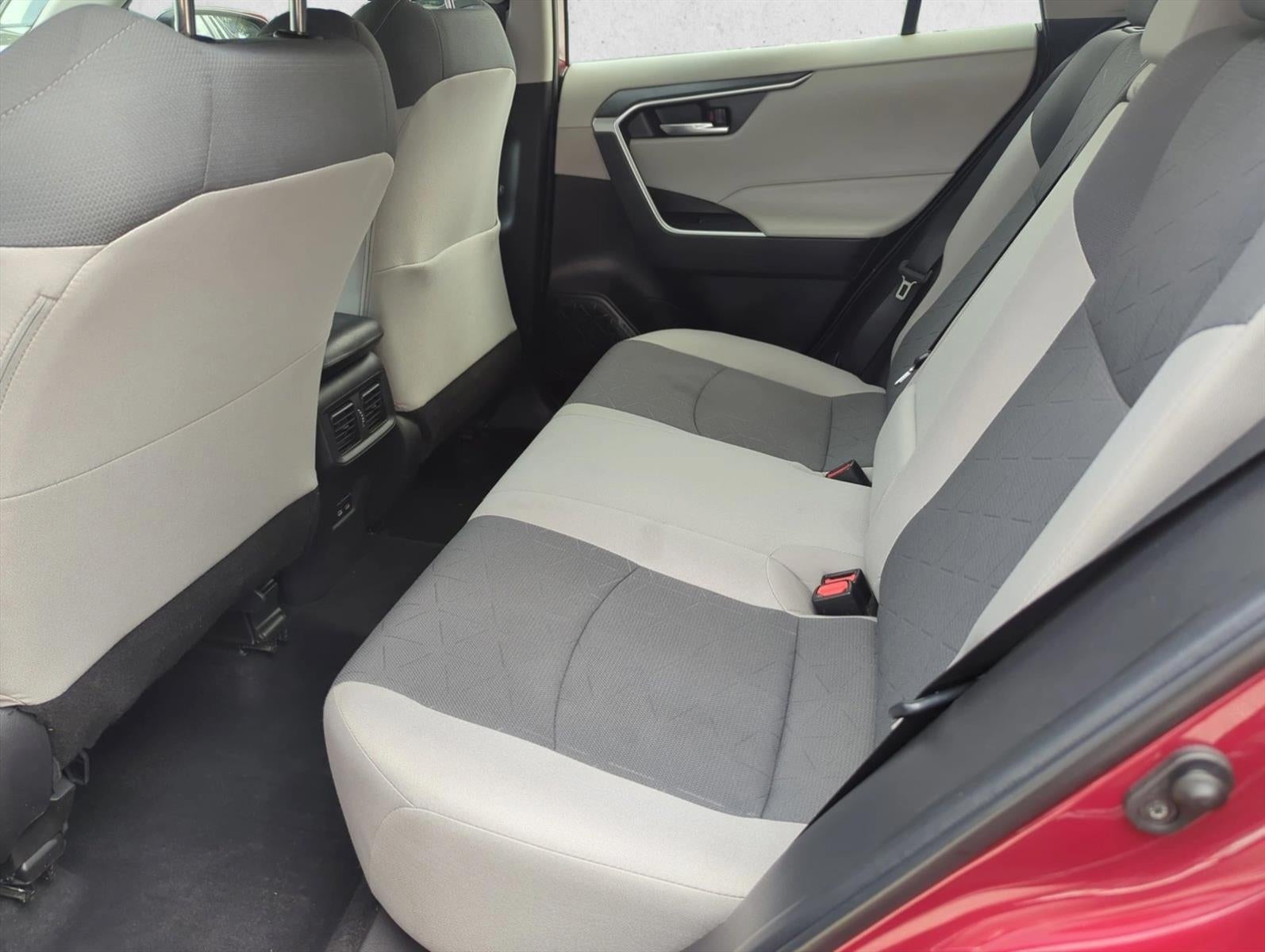 2023 Toyota RAV4 XLE FWD (GS)
