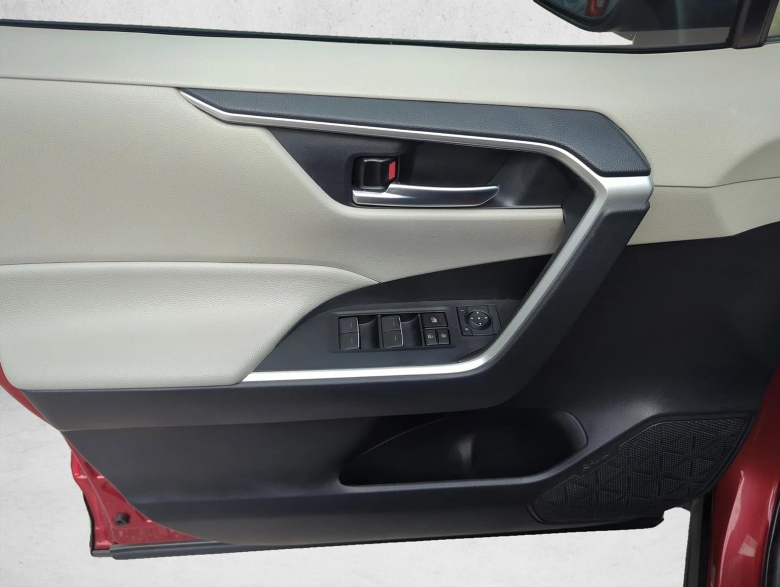 2023 Toyota RAV4 XLE FWD (GS)