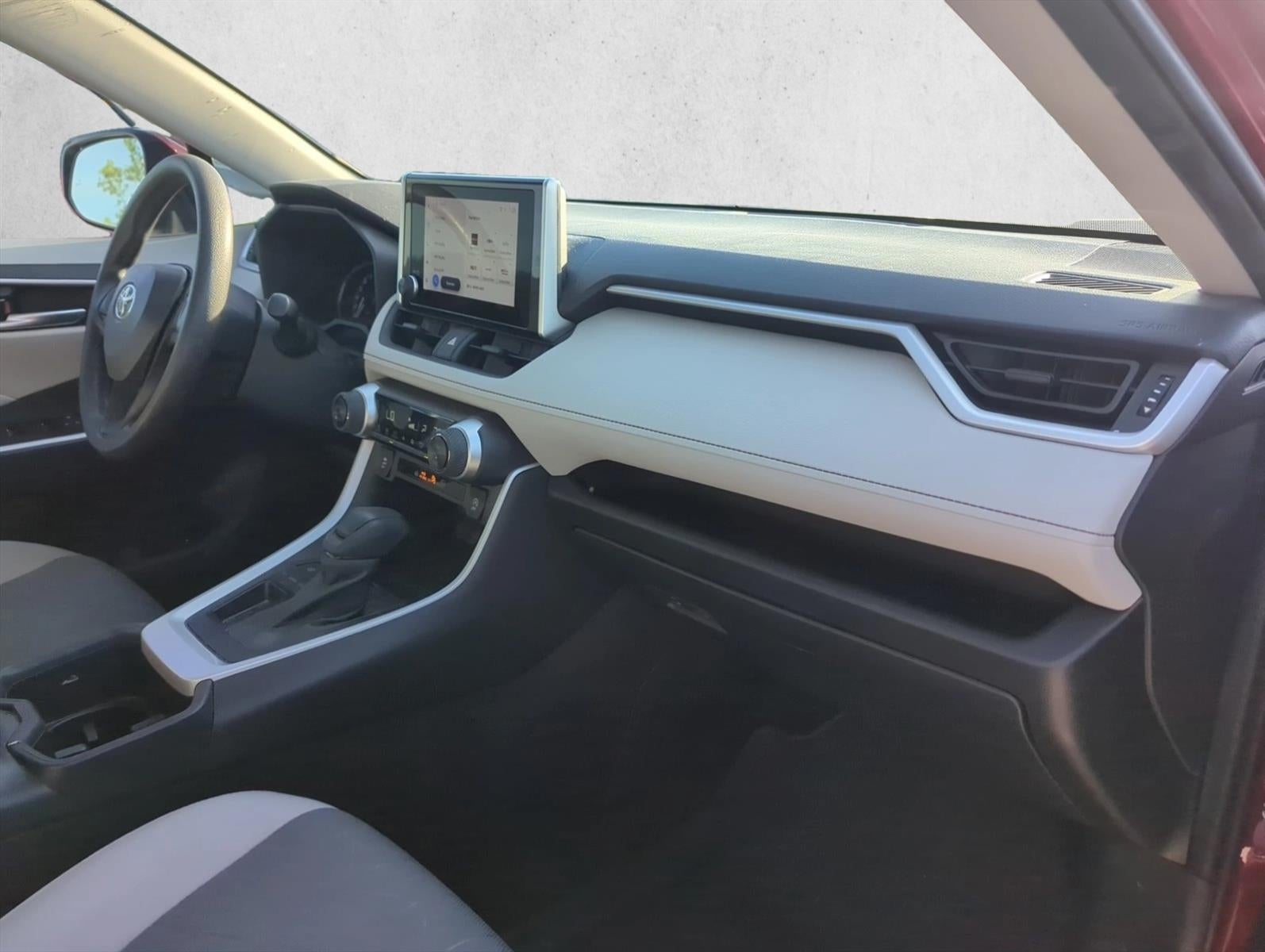 2024 Toyota RAV4 XLE FWD (Natl)