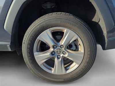 2024 Toyota RAV4 XLE FWD (GS)