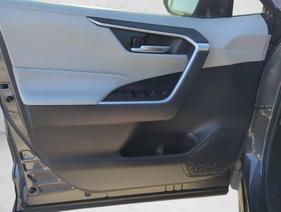 2024 Toyota RAV4 XLE FWD (GS)