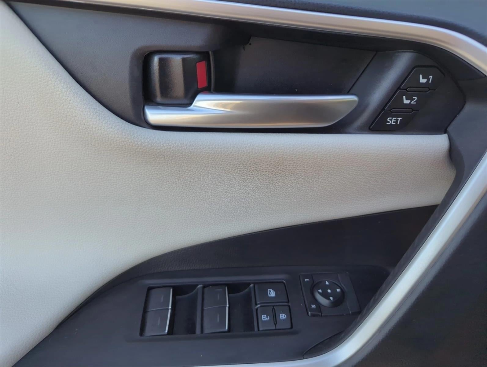 2023 Toyota RAV4 Limited FWD (Natl)