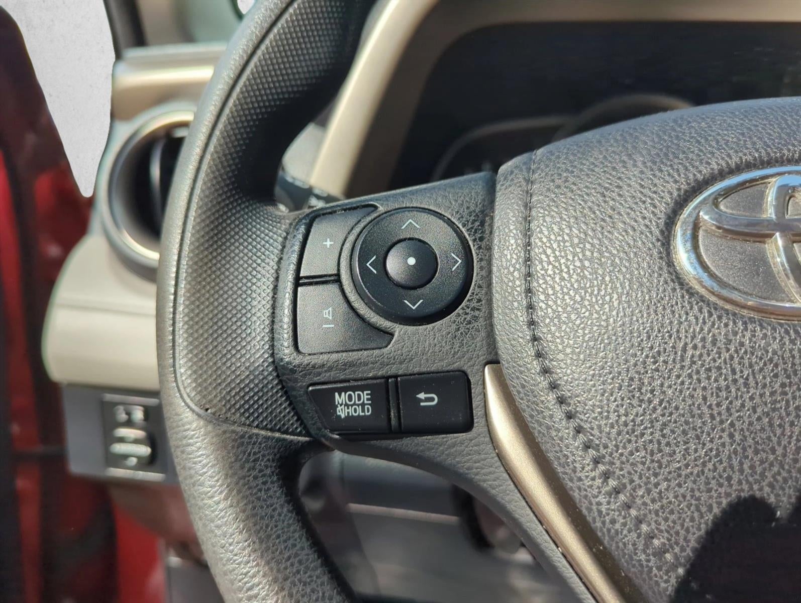 2014 Toyota RAV4 FWD 4dr LE (Natl)
