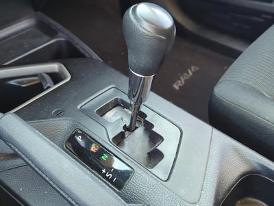 2017 Toyota RAV4 LE FWD (GS)