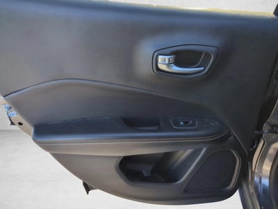 2018 Jeep Compass Latitude FWD