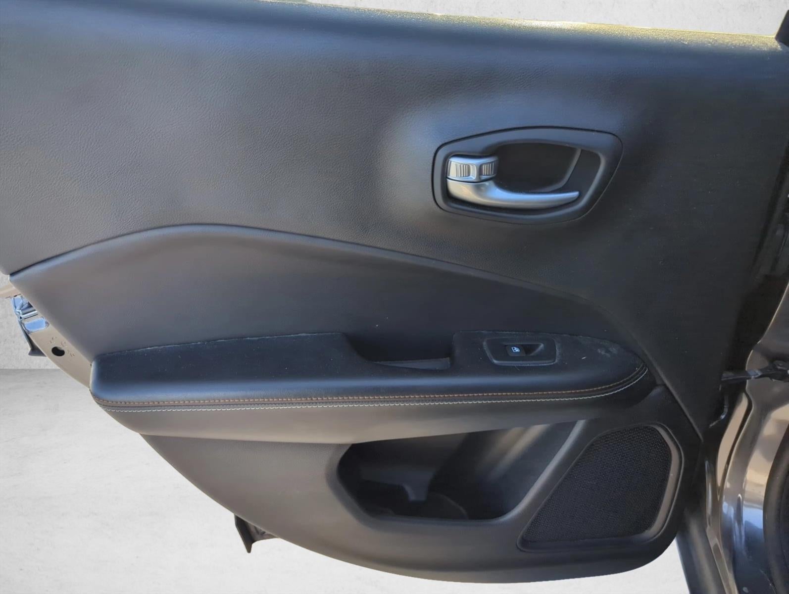 2018 Jeep Compass Latitude FWD