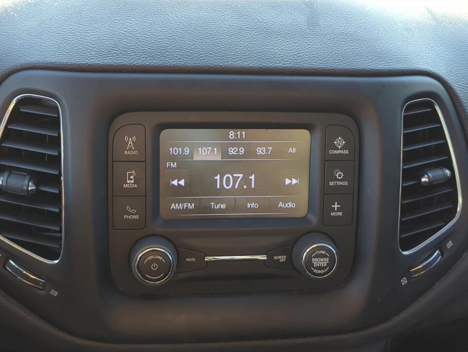 2018 Jeep Compass Latitude FWD