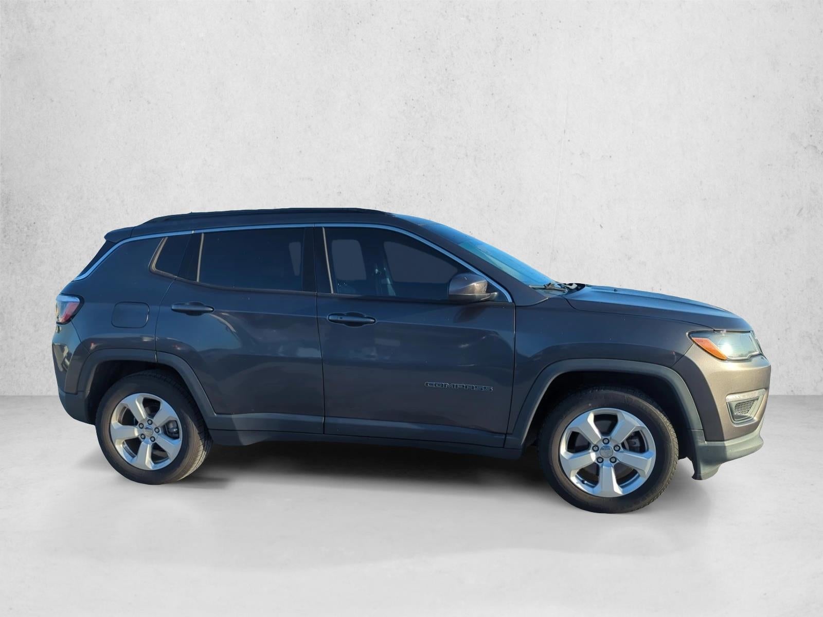 2018 Jeep Compass Latitude FWD